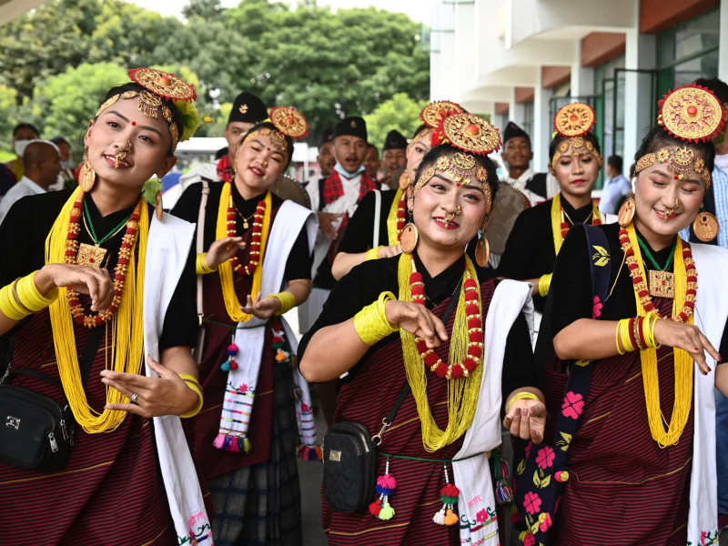 विश्व आदिवासी दिवस: काठमाडाैंमा झाँकीसहितकाे र्‍याली (तस्वीरहरू)